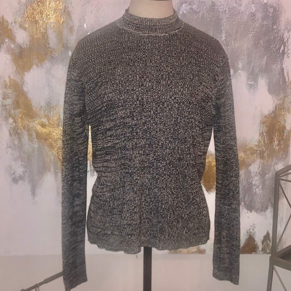 Grey sweater